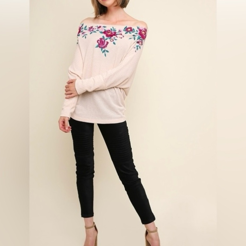 Umgee Floral Embroidered Waffle Knit Boho Top Medium Off The Shoulder Western - Picture 5 of 12